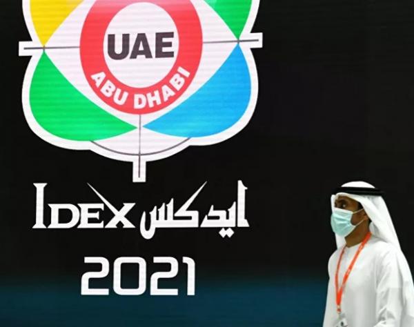 انكماش اقتصاد الإمارات غير النفطي لأول مرة منذ عام 2011