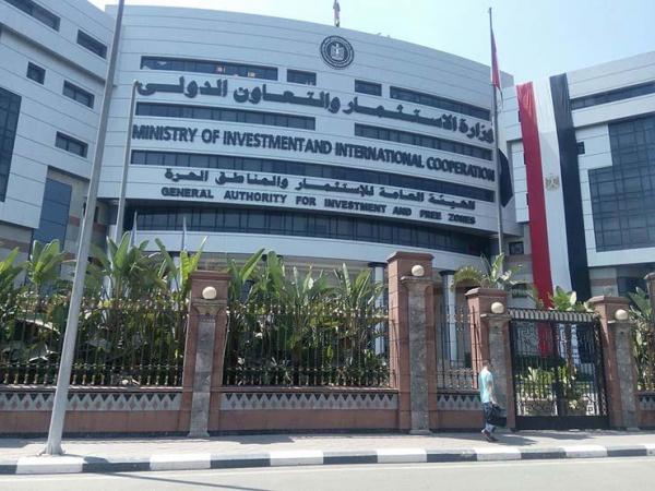 لماذا تبيع الحكومة المصرية بعض أصول شركاتها لدول خليجية؟