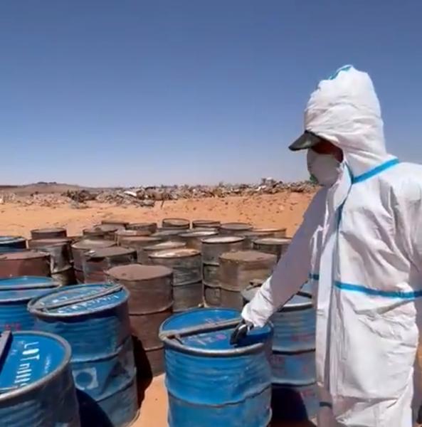 الجيش الليبي يكشف مصير 10 براميل من اليورانيوم الذي أعلنت الوكالة الدولية للطاقة الذرية أمس فقدانه