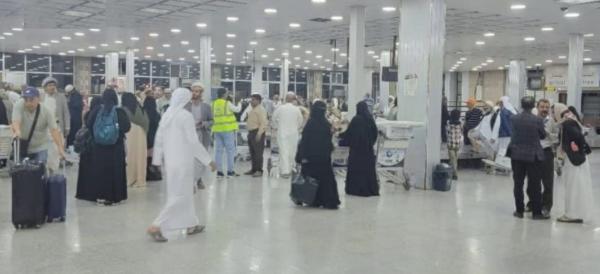 مطار صنعاء يواصل استقبال رحلات الحجاج العائدين
