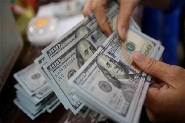 تعرّف على أسعار صرف «الدولار والسعودي» مقابل الريال «اليمني» صباح اليوم السبت