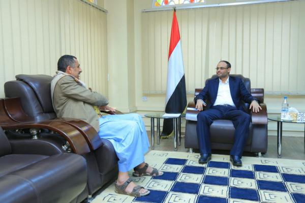 الرئيس المشاط يلتقي وزير النفط والمعادن "أحمد دارس"