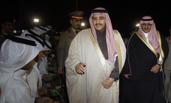 اعتقال شقيق العاهل السعودي وولي العهد السابق
